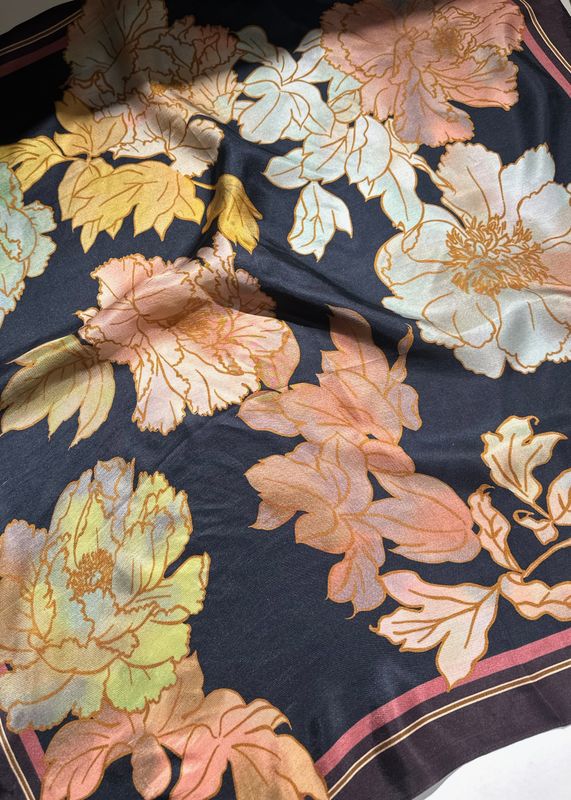 KATRIN URI - Timeless Silkeskjerf Multi 2530937