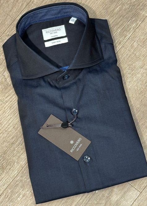 Hovedbilde RICCOVERO - M Chris Tailor ...