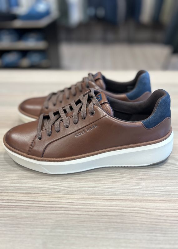 COLE HAAN - Men's GrandPro Topspin Sneakers Chestnut/Navy Blazer/Ivory